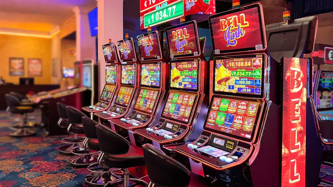 Kıbrıs Zoom Slot Oyunları Çevrimiçi Eğlence Sunuyor